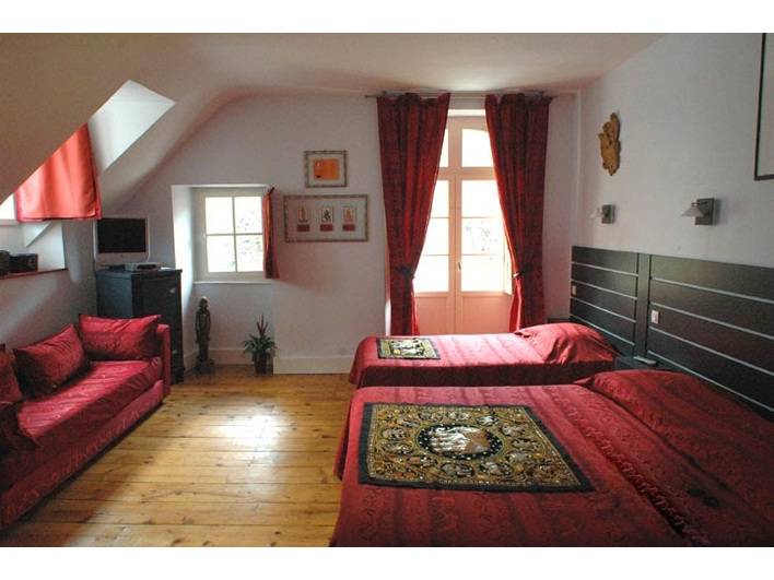 vente anuncios inmobiliara - Casa t8 303 m2 à Bagneres de Luchon (31110)